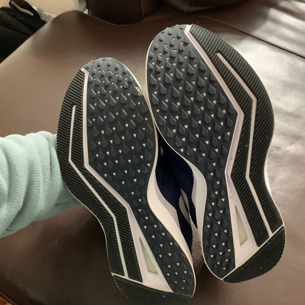 Nike Training Sneakers - Picture 7 of 7